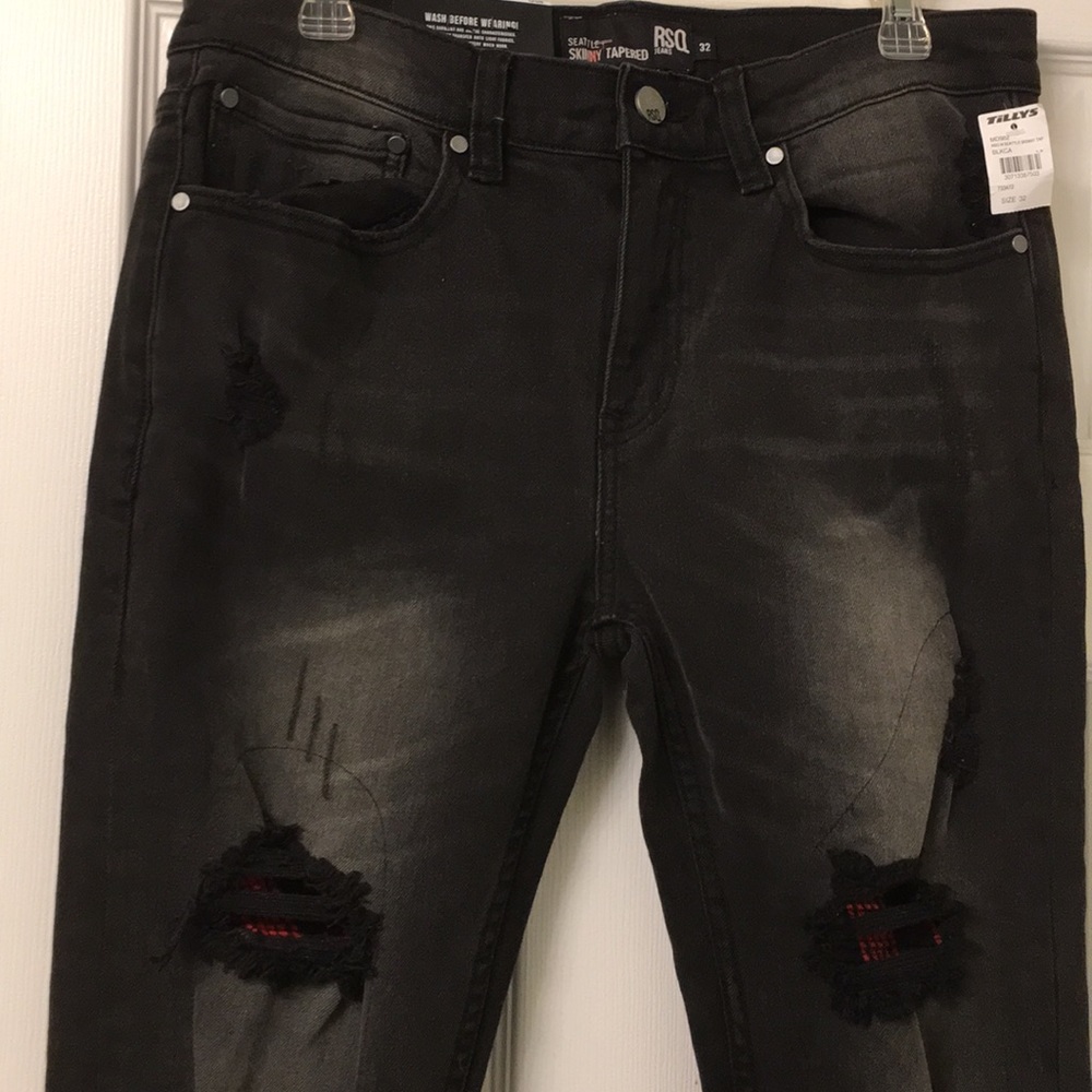 NWT RSQ Seattle Skinny Black Distressed Jeans: 32 - Picture 5 of 8